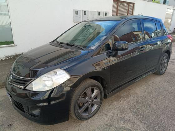 NISSAN TIIDA 1.8 SL 16V FLEX 4P MANUAL